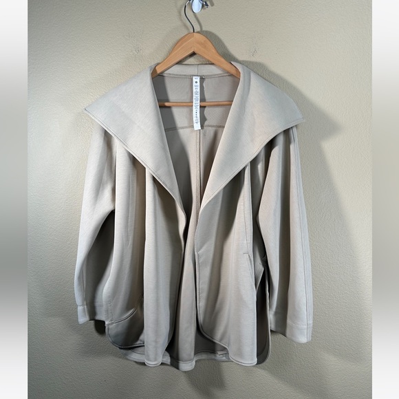 Lululemon Softstreme Belted Wrap in Trench - Missing Belt - Picture 12 of 16